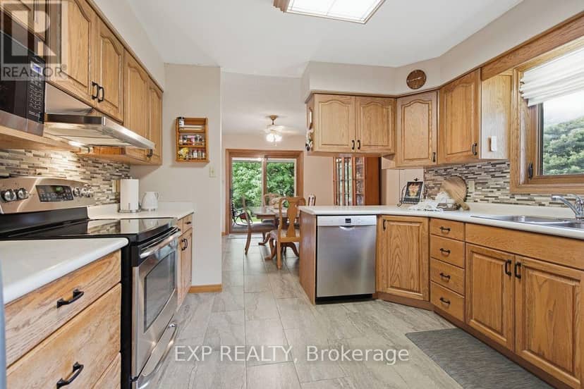 23401 Melbourne Road — photo 18 of 40