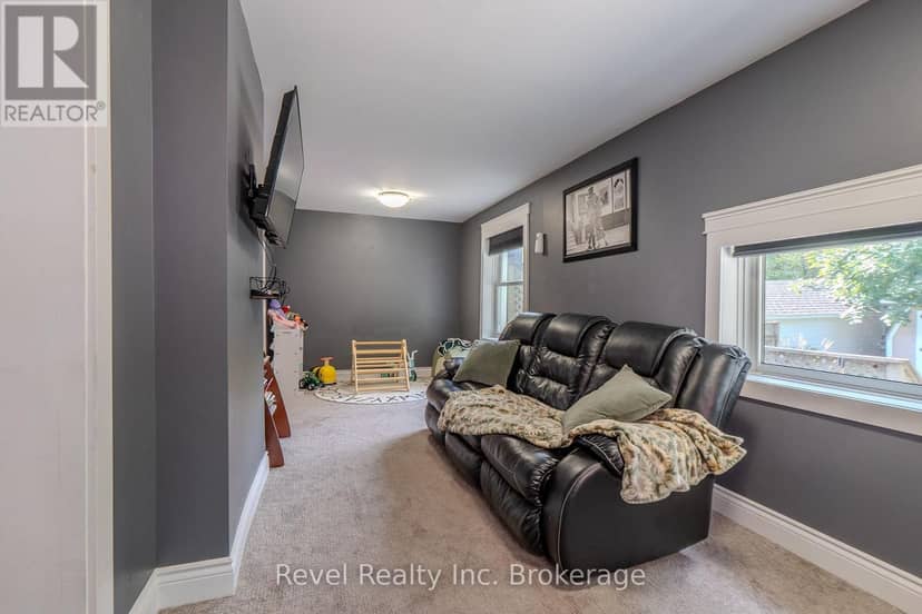 651 Jane Street — photo 19 of 37