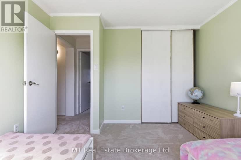 85 - 295 Water Street — photo 31 of 40