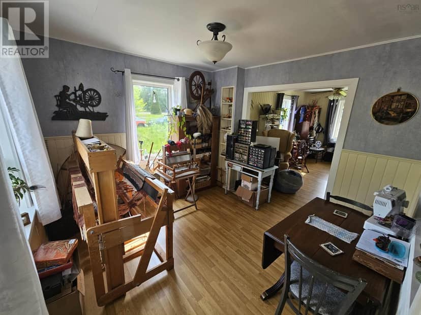 40 Maple Street — photo 14 of 32