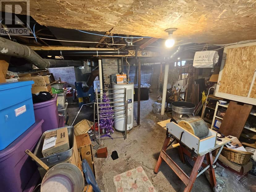 40 Maple Street — photo 32 of 32