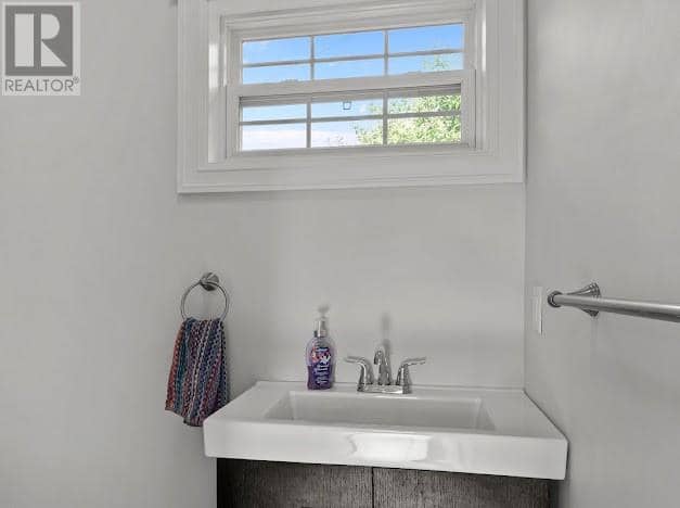 11 Chaytors Place — photo 14 of 40