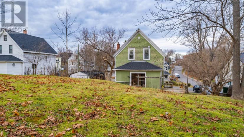 62 Maple Avenue — photo 30 of 34
