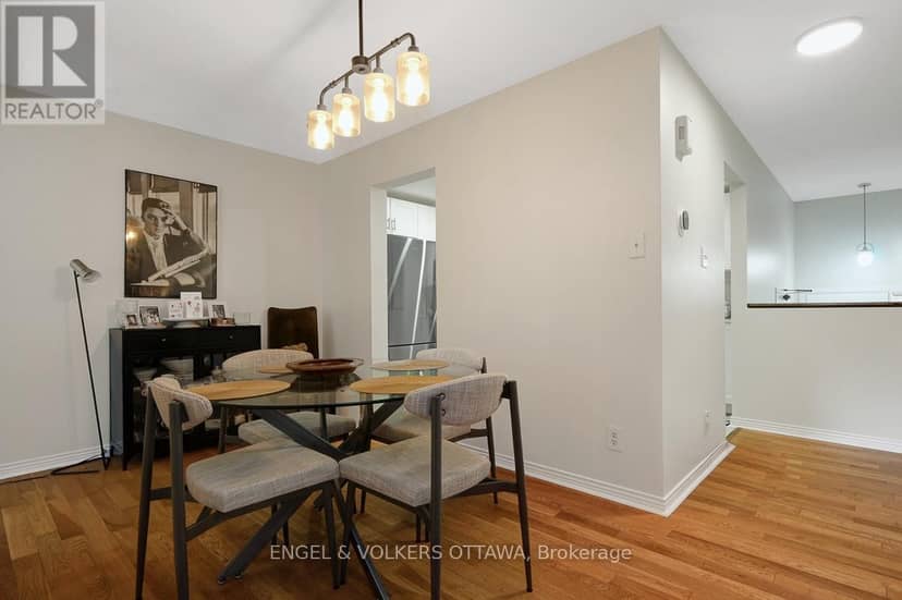 381 Verdon Private — photo 12 of 40