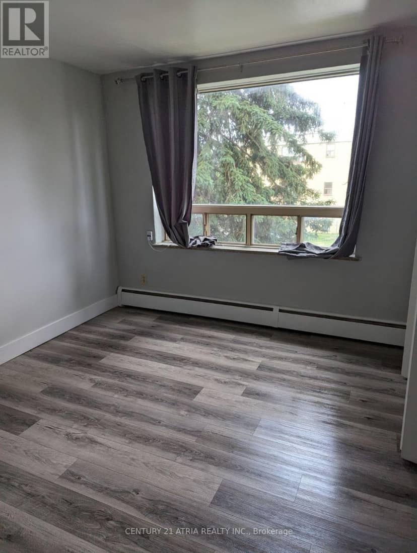 316 Saguenay Avenue, Oshawa, photo 5