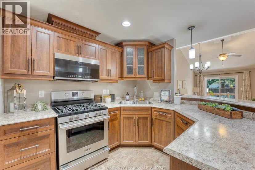 103 Kimball Drive — photo 8 of 40