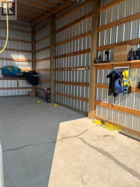 645 Lakeside Drive — photo 36 of 39