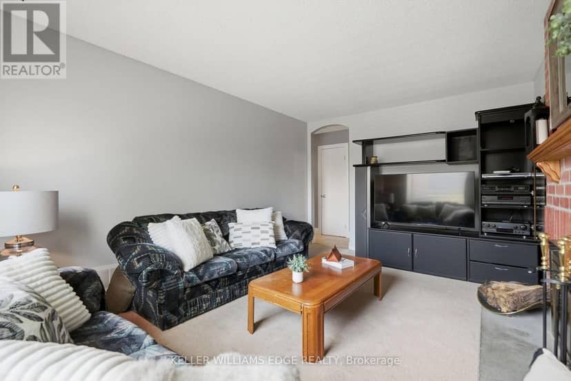 2055 Hunters Wood Drive — photo 16 of 40