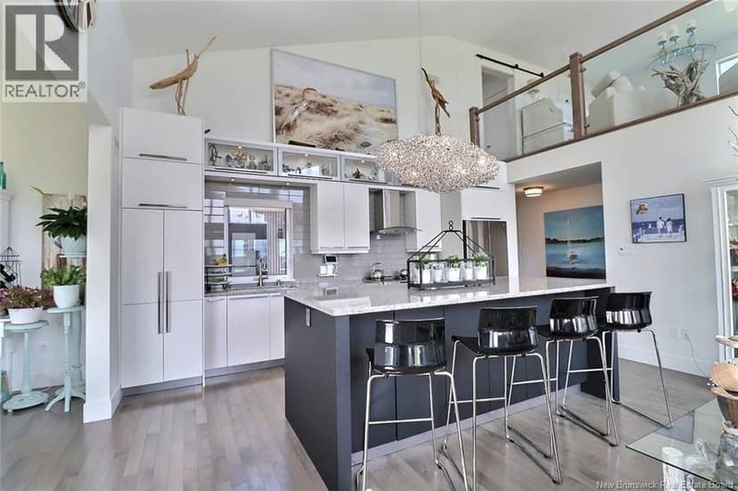 52 Connie Road — photo 10 of 40