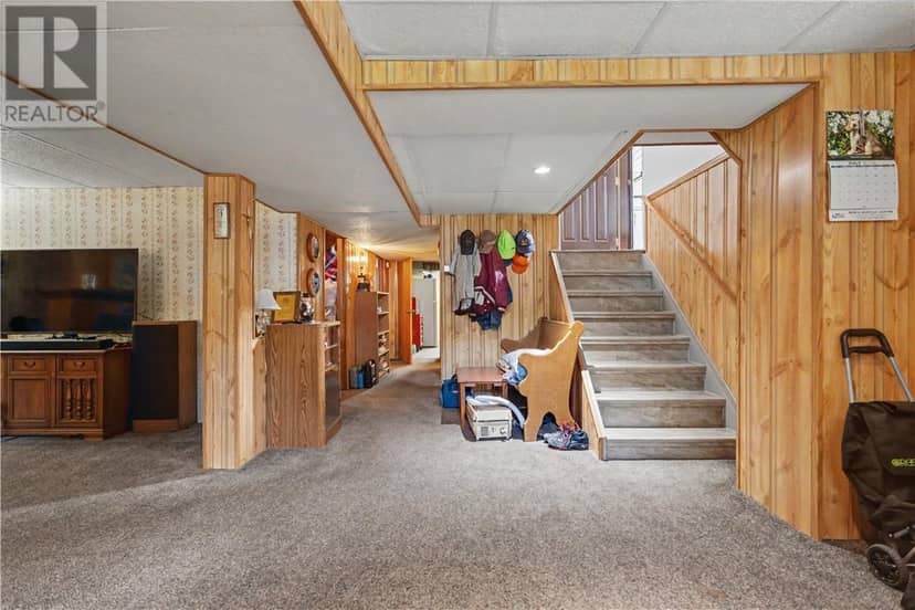 1493 Lansing Avenue — photo 23 of 40