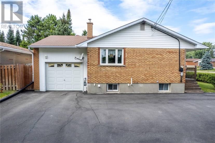 1493 Lansing Avenue — photo 4 of 40