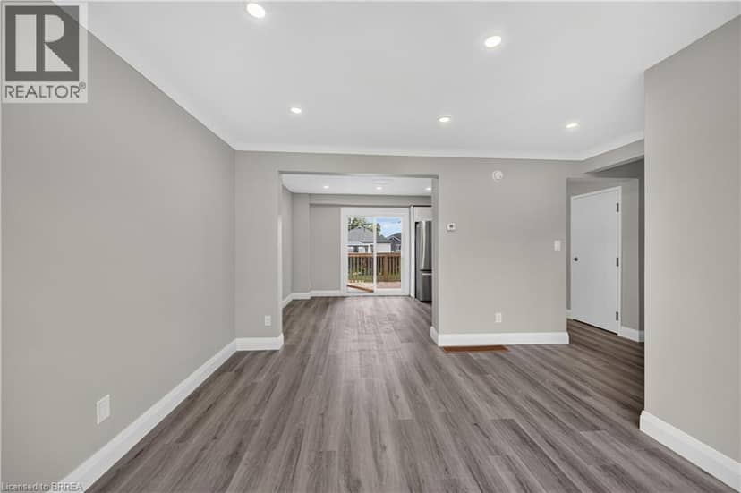 10 ELMWOOD Avenue — photo 12 of 40