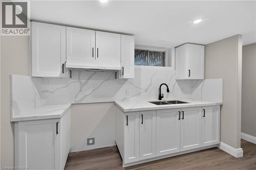 10 ELMWOOD Avenue — photo 33 of 40