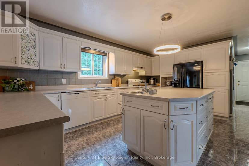 650 Coursol Road, West Nipissing, photo 3