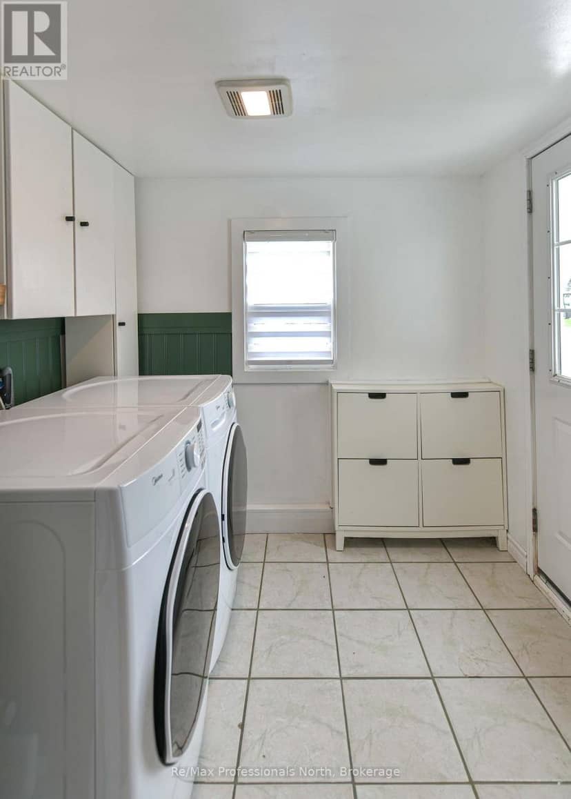817 Eighth Avenue — photo 12 of 33