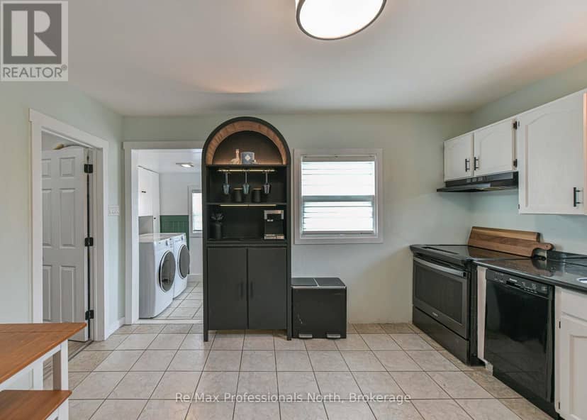 817 Eighth Avenue — photo 17 of 33