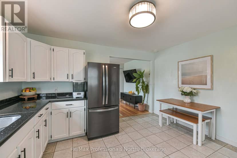 817 Eighth Avenue — photo 20 of 33