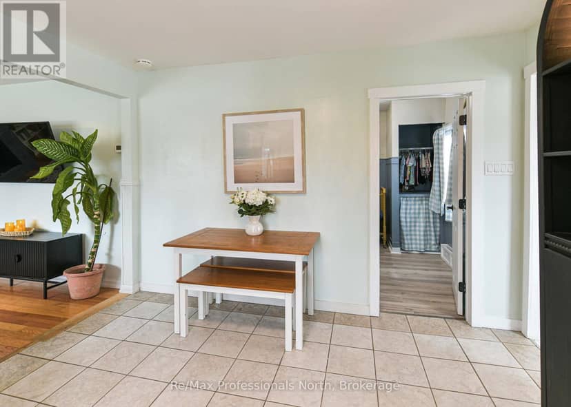 817 Eighth Avenue — photo 21 of 33