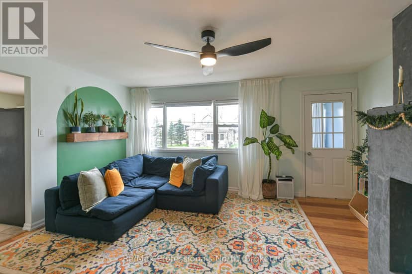 817 Eighth Avenue — photo 23 of 33