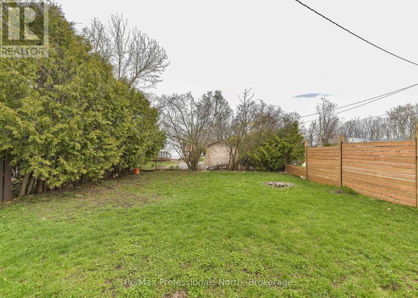 817 Eighth Avenue, Tay, photo 5