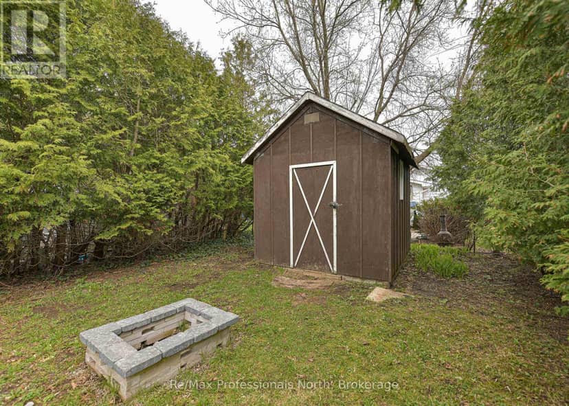 817 Eighth Avenue, Tay, photo 7