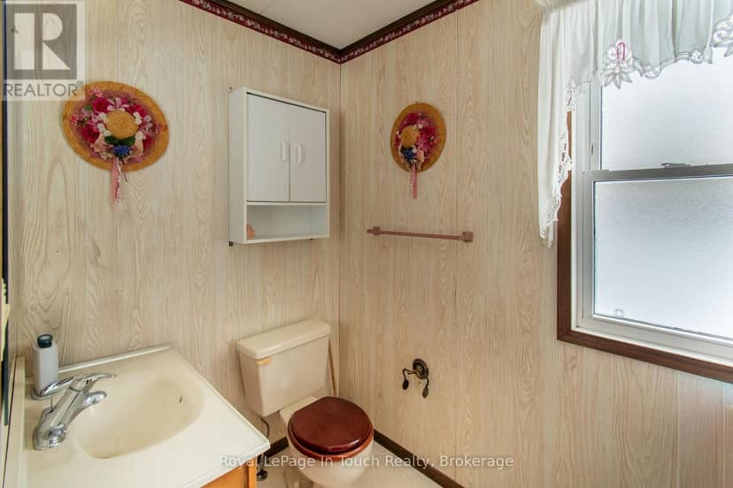 874 Cedar Point Road — photo 17 of 19