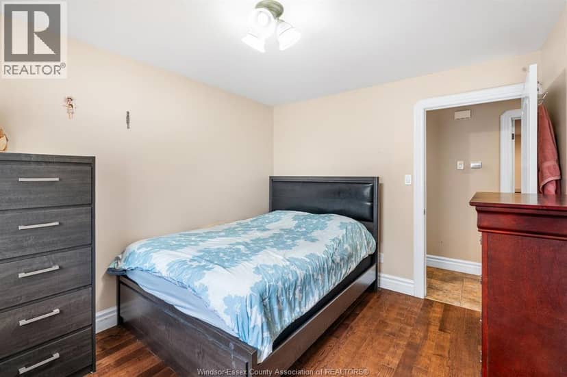 102 Joanne COURT — photo 20 of 39