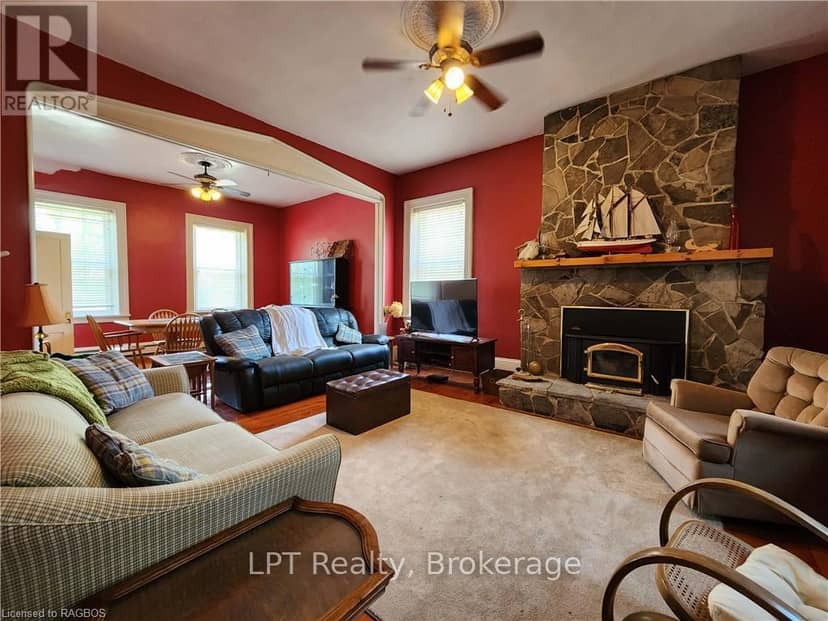 484 Carlisle Street — photo 18 of 40