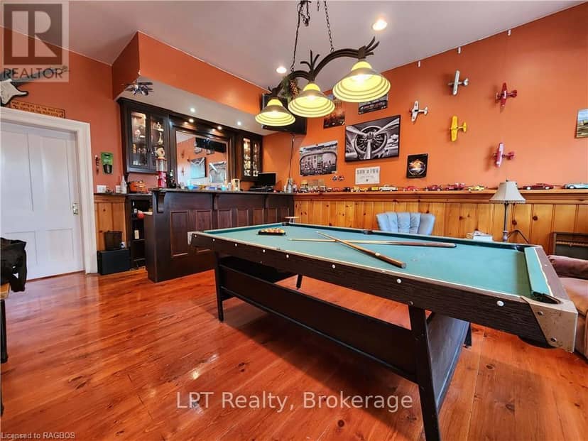 484 Carlisle Street — photo 20 of 40