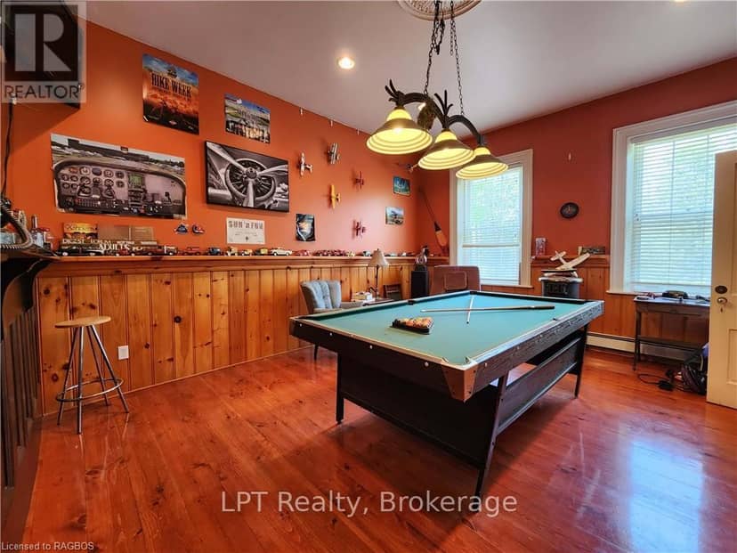 484 Carlisle Street — photo 22 of 40