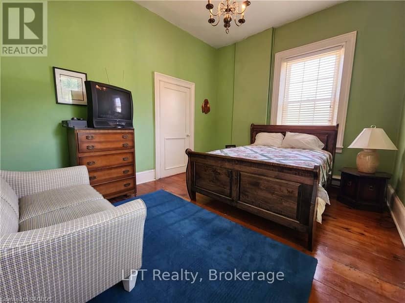 484 Carlisle Street — photo 23 of 40