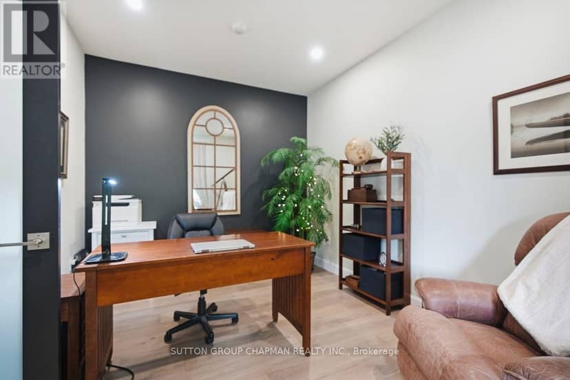 830 Riverside Drive — photo 9 of 40
