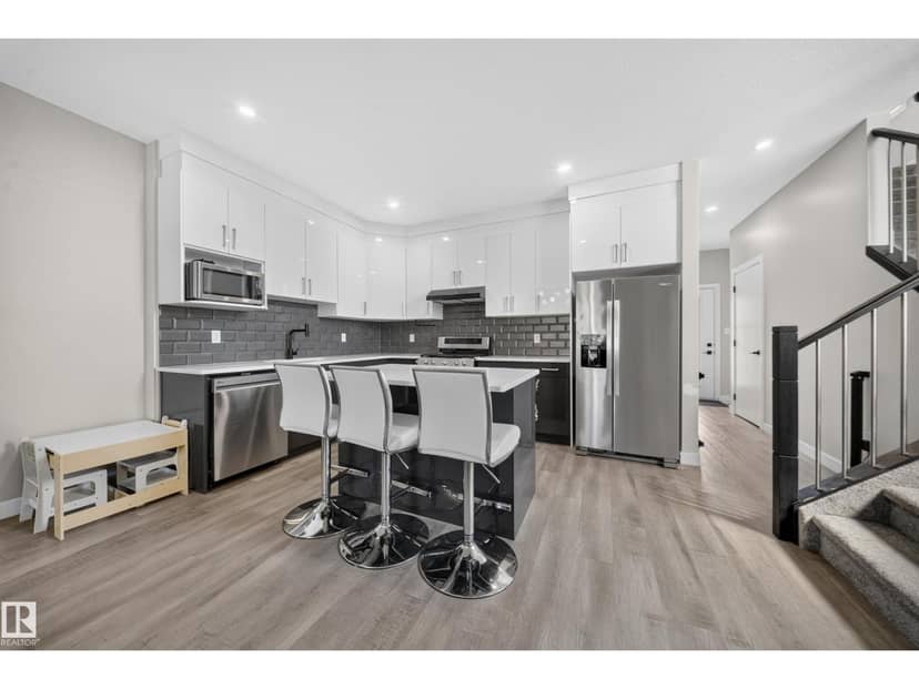 4301 38 st — photo 32 of 40