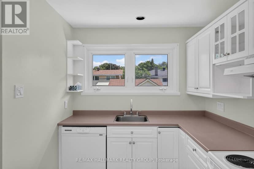 1143 Gateway Road — photo 13 of 31