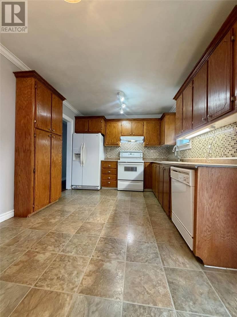 56 Main Road — photo 10 of 34