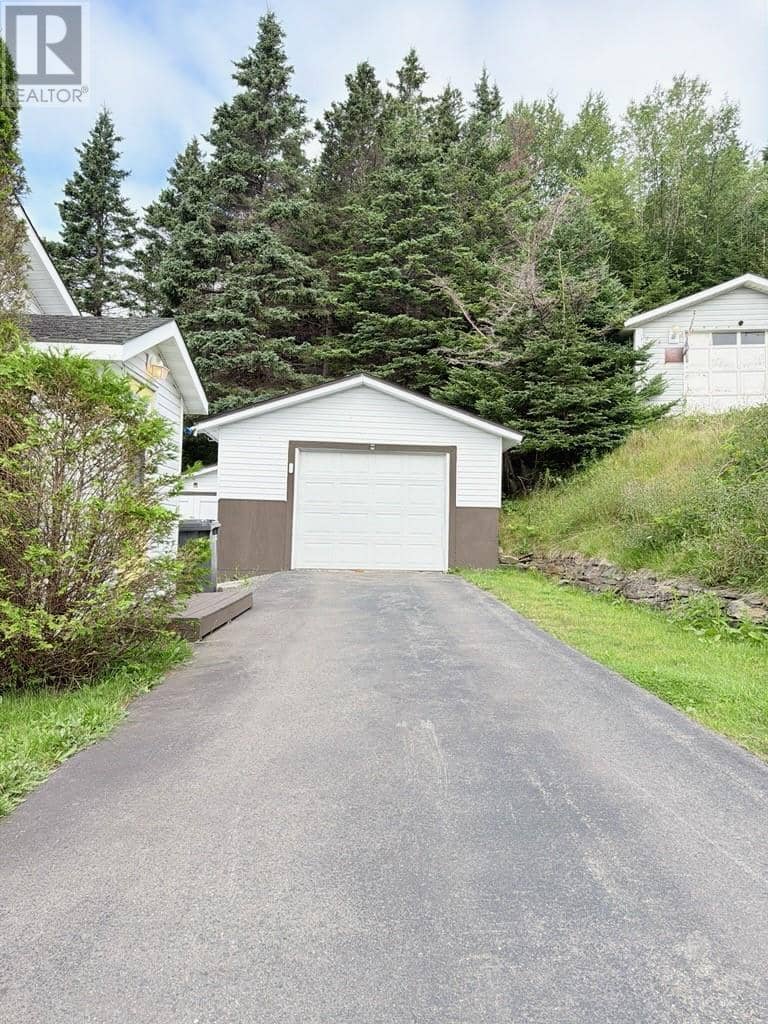 56 Main Road — photo 4 of 34