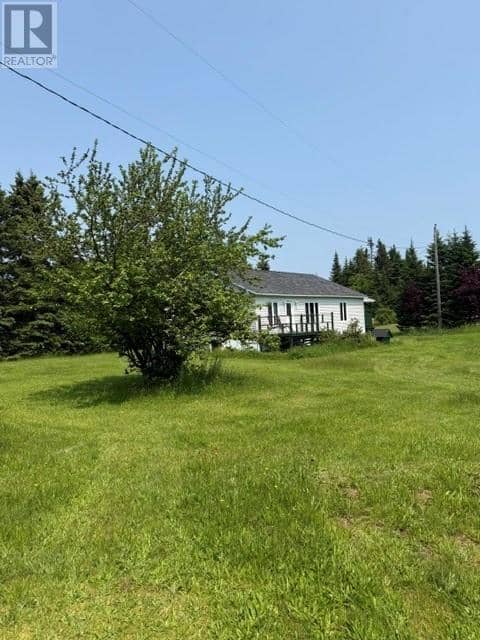 733 Lakeview Road — photo 27 of 30