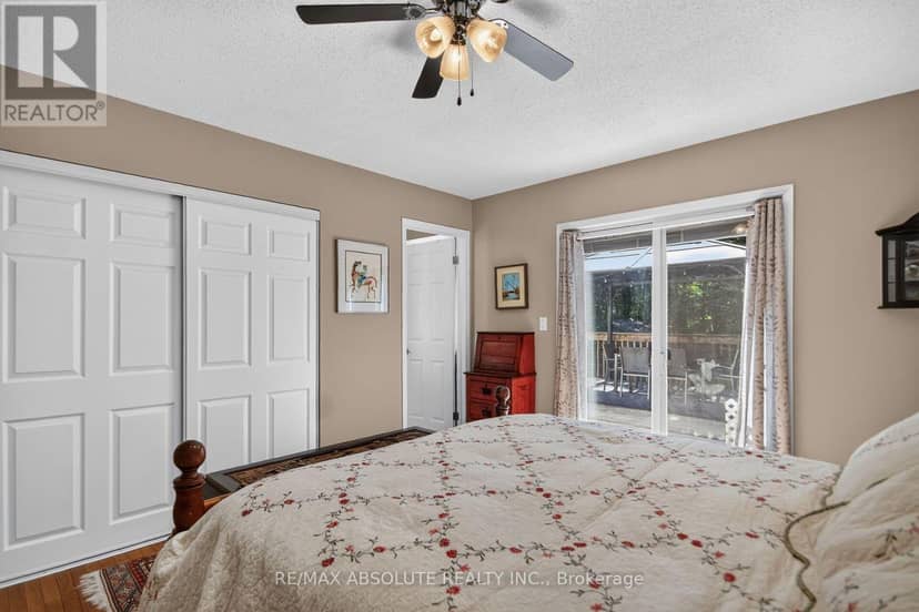 11 Flesher Crescent — photo 21 of 40