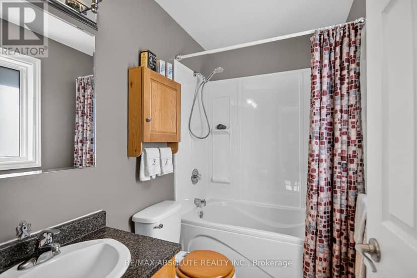 11 Flesher Crescent — photo 22 of 40