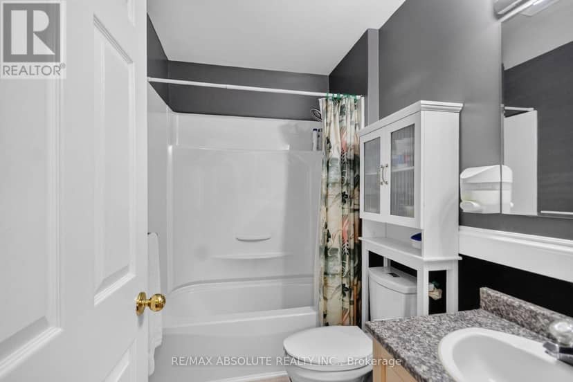 11 Flesher Crescent — photo 25 of 40
