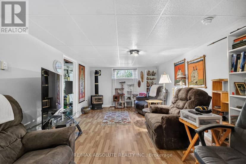 11 Flesher Crescent — photo 29 of 40