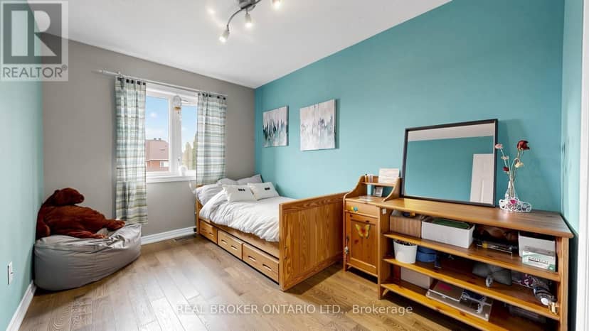 23 Piera Gardens — photo 16 of 24