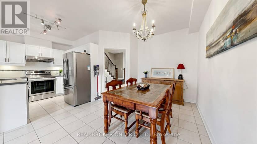 23 Piera Gardens — photo 9 of 24