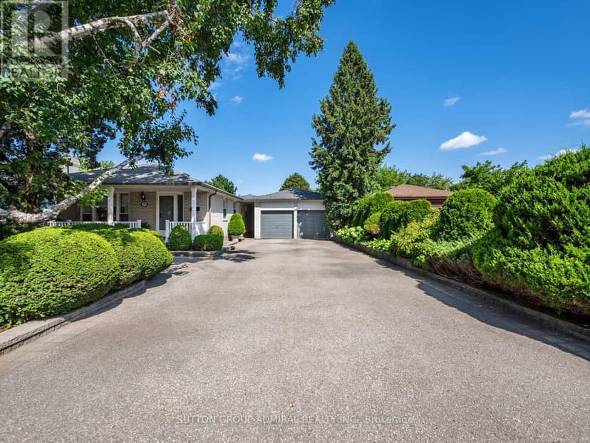 143 Dudley Avenue, Markham, photo 3