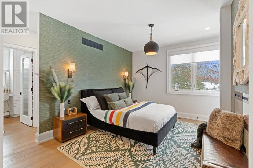 1 Briarfield Crescent — photo 18 of 40
