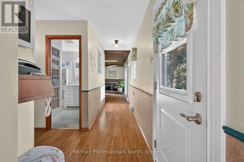 2381 11 Highway — photo 16 of 40
