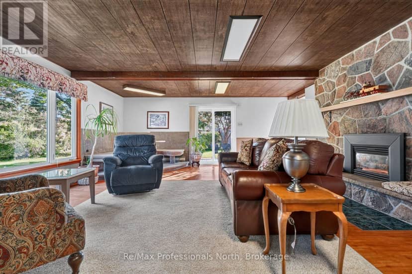 2381 11 Highway — photo 19 of 40