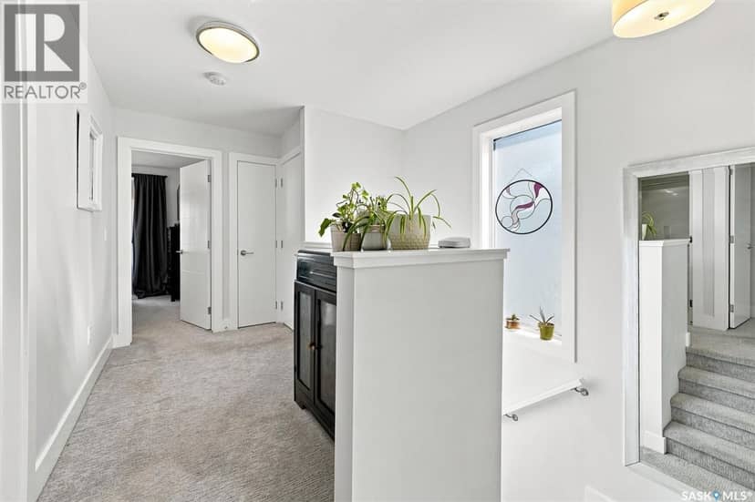 636 Meadows BOULEVARD — photo 16 of 40