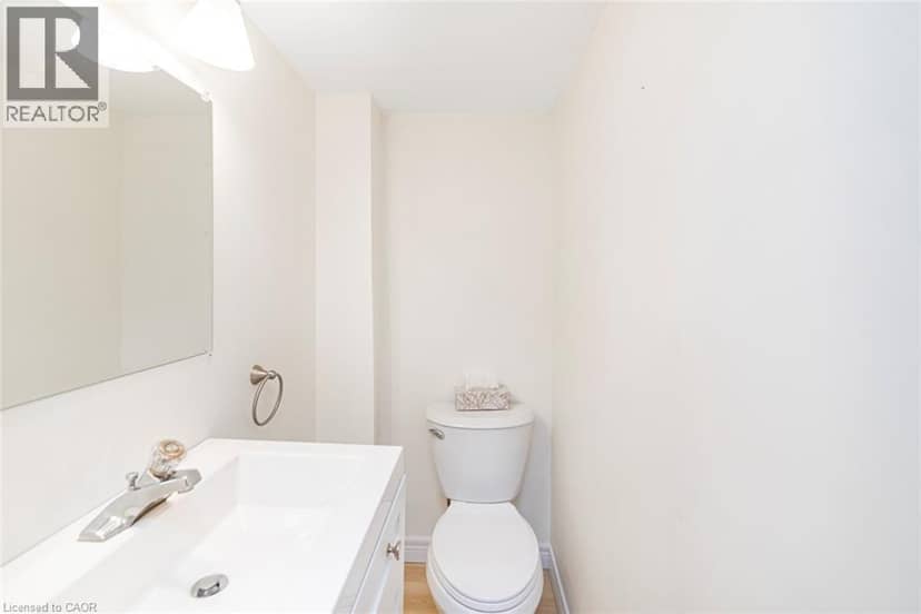 37 LORNE Avenue — photo 22 of 33