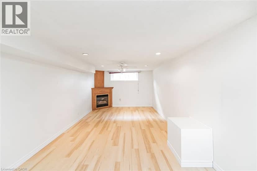 37 LORNE Avenue — photo 23 of 33